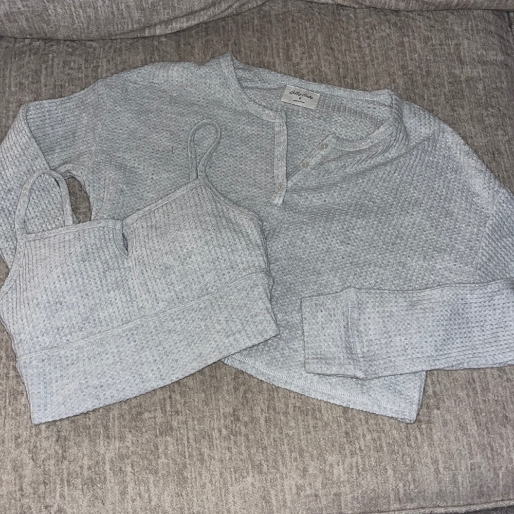 Gilly Hicks by Hollister Super Soft Set